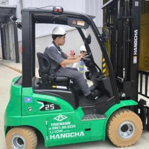 Xe nâng điện